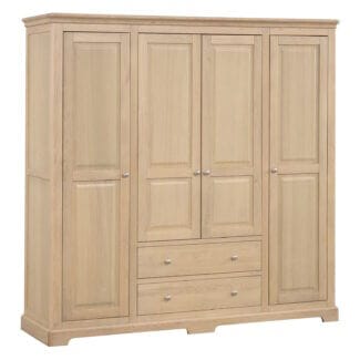 Winchester Oak Quad Wardrobe